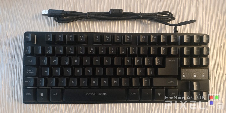 Análisis del Teclado Trust GXT 833 Thado